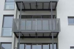 bauschlosserei-balkone-wohnanlage