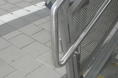 edelstahlhandlauf-bahnhof