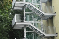 aussentreppe-schule